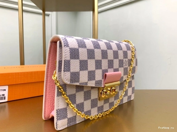 First bag ru LOUIS CHAIN WALLET VUITTON CROISETTE 0815